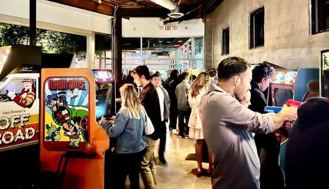 Popular arcades in LA: Eighty-Two